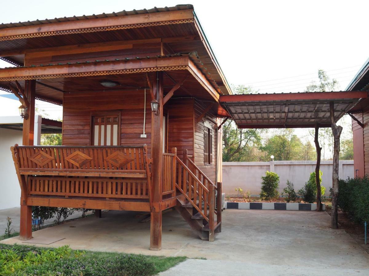 Chomduen Phu Kao Resort Non Sang Экстерьер фото